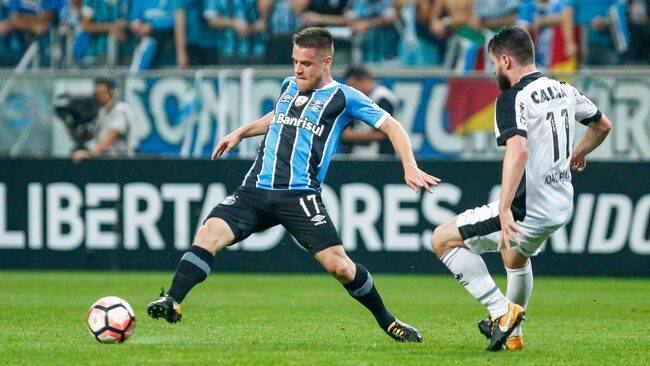 Soi kèo chuẩn xác Gremio (RS) vs Botafogo (RJ), 3h00 ngày 05/08 2 Màn chạm trán nảy lửa giữa Gremio (RS) vs Botafogo (RJ)