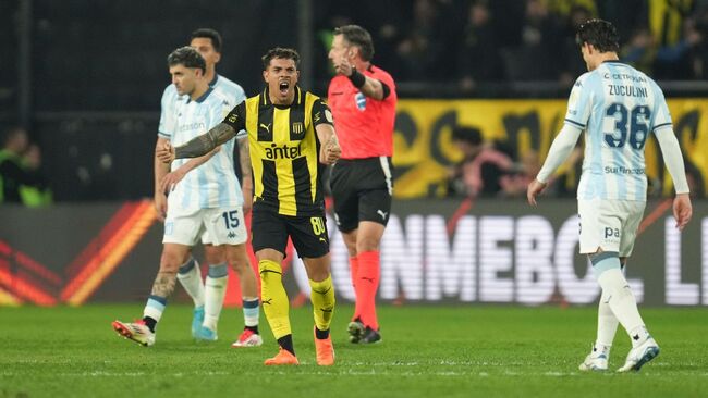 Soi kèo chuẩn xác Racing Club vs CA Penarol, 07h30 ngày 20/08 2 Màn chạm trán nảy lửa giữa Racing Club vs CA Penarol